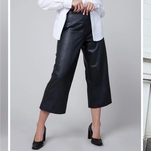 Spanx NWT Leather-Like Culottes